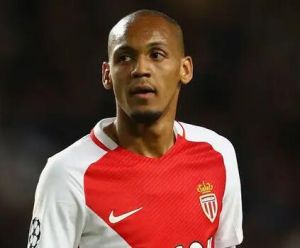 法比尼奥·恩里克·塔瓦雷斯