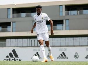 奥雷利安·楚阿梅尼 奥雷利安·楚阿梅尼