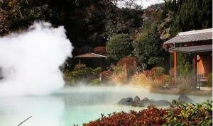 日本的温泉水炼金术与新青年下乡