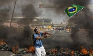 巴西实在拖不起了，59%的人民吃不饱饭，卢拉来华寻求出路