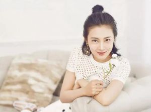 女演员罗昱焜在社交媒体上发文控诉杨紫。