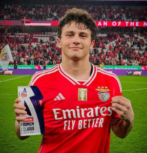 若昂·内维斯 若昂·内维斯