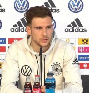 莱昂·格雷茨卡