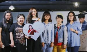 唐嫣公益活动照