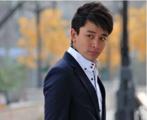 贾乃亮拍摄《千金保姆》剧照