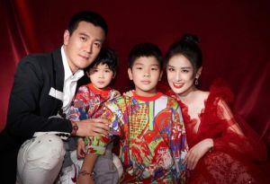 黄圣依家庭照 黄圣依家庭照