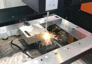 电火花线切割加工